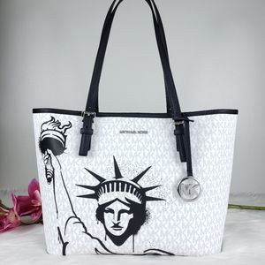 NWT Michael Kors NYC MD Carryall tote bag white MK